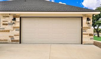 173 Hidden Pond, Adkins, TX 78101