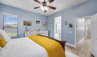 1732 W HOPI Dr, Chandler, AZ 85224