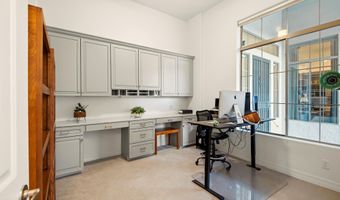 40425 N CANDLEWYCK Ln, Anthem, AZ 85086