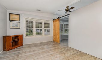 915 Balsam St, Barefoot Bay, FL 32976