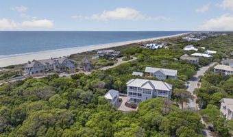 196 Portsmouth Way, Bald Head Island, NC 28461