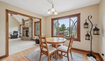 6983 White Oak Dr, Avon, IN 46123