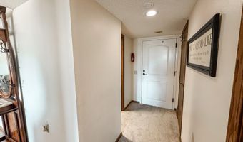 2200 Hamilton Dr 610, Ames, IA 50014
