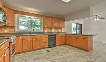 16008 Chantilly Way, Abingdon, VA 24210