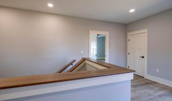 1036 Cummings St 1, Abingdon, VA 24211