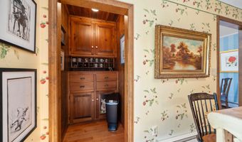 7 Partridge Ln, Burlington, CT 06013