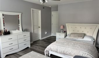 435 Wakefield Bluff Ct, Alpharetta, GA 30004