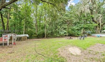 8 Billy Hill Rd, Beaufort, SC 29906