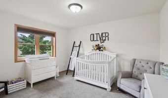 400 Mourning Dove Ct, Arena, WI 53503