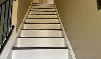 6774 PERRY PENNEY Dr, Annandale, VA 22003