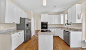 7712 BLUE POINT Ave, Beltsville, MD 20705