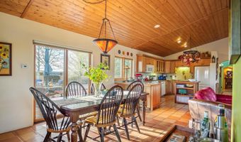 13 Coyote Loop, Arroyo Hondo, NM 87513