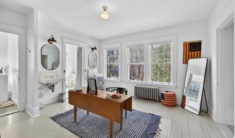 92 Pinewood Ave, Bethlehem, NH 03574