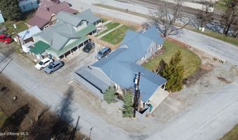 7042 Oak St, Bonners Ferry, ID 83805