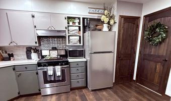 1003 Avenue B, Beaver, OK 73932