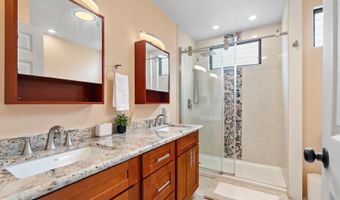 44-279 Kaneohe Bay Dr B, Kaneohe, HI 96744