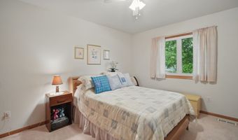 2108 2nd Ave SE, Altoona, IA 50009