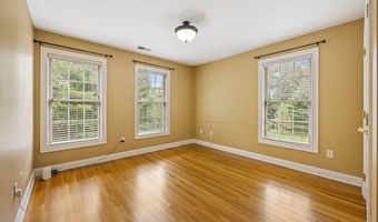 2 Ellsworth Pl, Avon, CT 06001