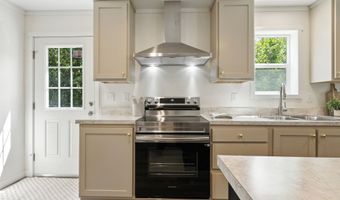 11657 GROUSE Ln, Aurora, OR 97002
