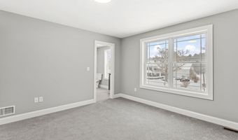 91 Raymond Rd, Auburn, NH 03032