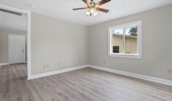 190 St Paul St, Biloxi, MS 39530