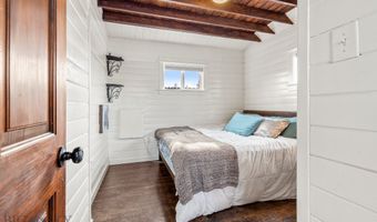 12977 Cottonwood Rd, Bozeman, MT 59718