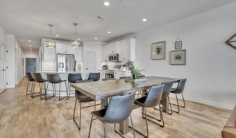 570 Linden Dr, Arnolds Park, IA 51331
