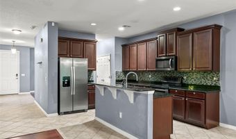 925 COUNTS CREST Cir, Apopka, FL 32712