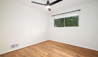 209 HILLWOOD Dr, Alabaster, AL 35007