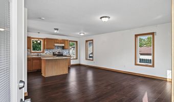 208 Clay St, Anoka, MN 55303