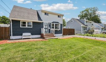 30 Clark Pl, Avenel, NJ 07001
