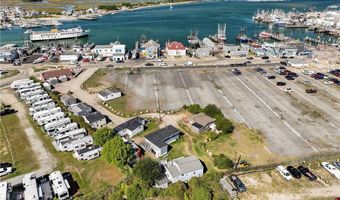 271 Great Island Rd B, Narragansett, RI 02882