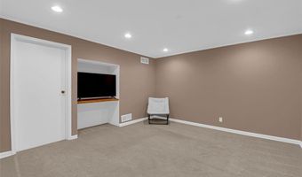 131 Shadalane Walk, Ballwin, MO 63011