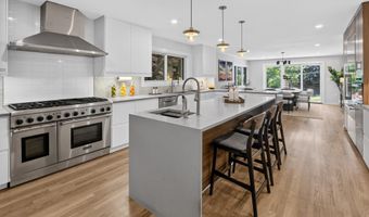 6222 DAHLONEGA Rd, Bethesda, MD 20816