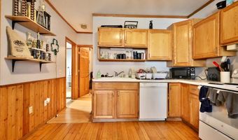 119 N Bassett St, Madison, WI 53703