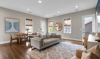 25493 GRASSY MEADOW Dr, Aldie, VA 20105