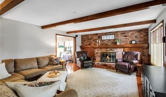 150 Brandywine Dr, Amherst, NY 14221