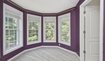 36 Summit Rd, Bedford, NH 03110