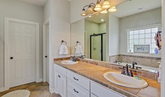 318 Towne St, Brandon, MS 39042