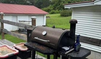 43 Danville Rd, Big Sandy, TN 38221