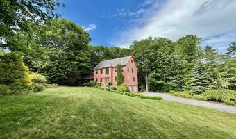 40 Lakewood Dr, Alton, NH 03810