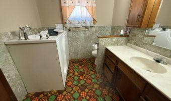 211 N Madison St, Atkinson, NE 68713