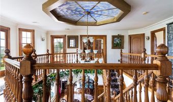 10 Ridge Rd, Newport, RI 02840