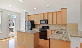 24953 COATS Sq, Aldie, VA 20105