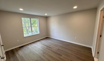 2000 RED MAPLE Grv, Ambler, PA 19002