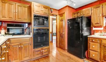 9222 Midway Rd, Bailey, NC 27807