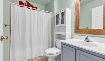 1617 Berkeley Ave, Beachwood, NJ 08722