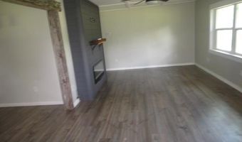 289 Swaim Hill Rd, Batesville, AR 72501