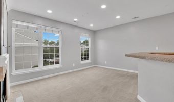 5995- B TERRAPIN Pl 301, Alexandria, VA 22310