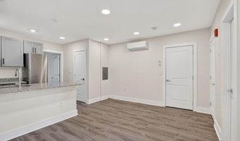 1821 T St NW, Washington, DC 20009